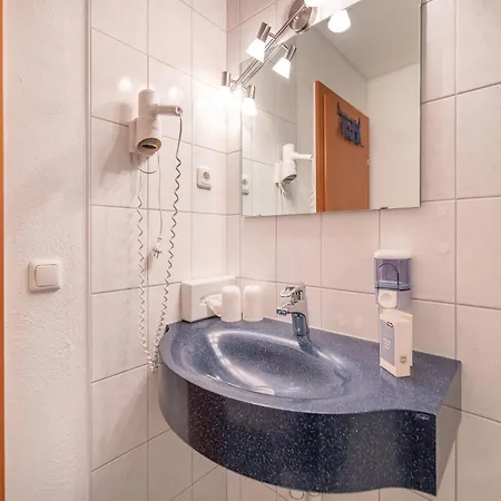 In Neustift Near Lift, Cleaning Included アパート